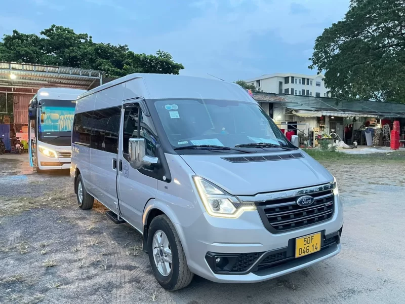 Thuê xe Innova 7 chỗ - Ảnh 4