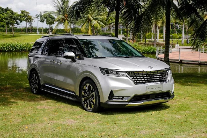 Thuê xe Fortuner - Ảnh 5